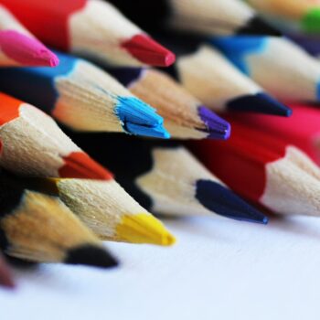 color-pencils-8127500_960_720.jpg
