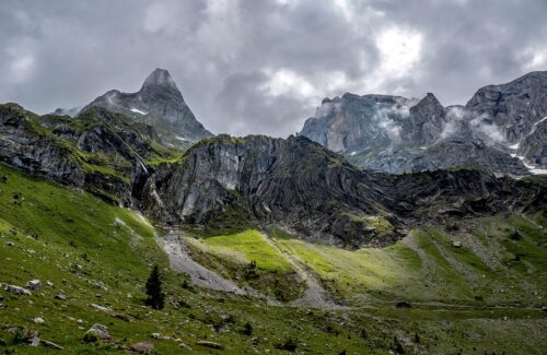 mountains-5333952_960_720.jpg